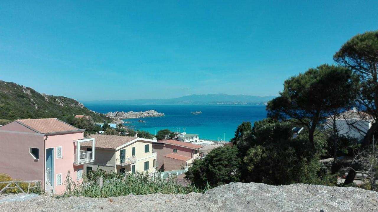 Appartamento In Paese A Santa Teresa Di Gallura Экстерьер фото